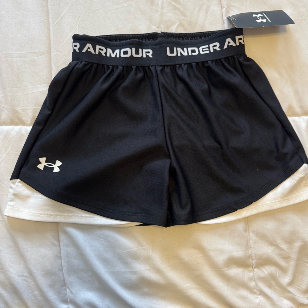 Under Armour girls Black Shorts